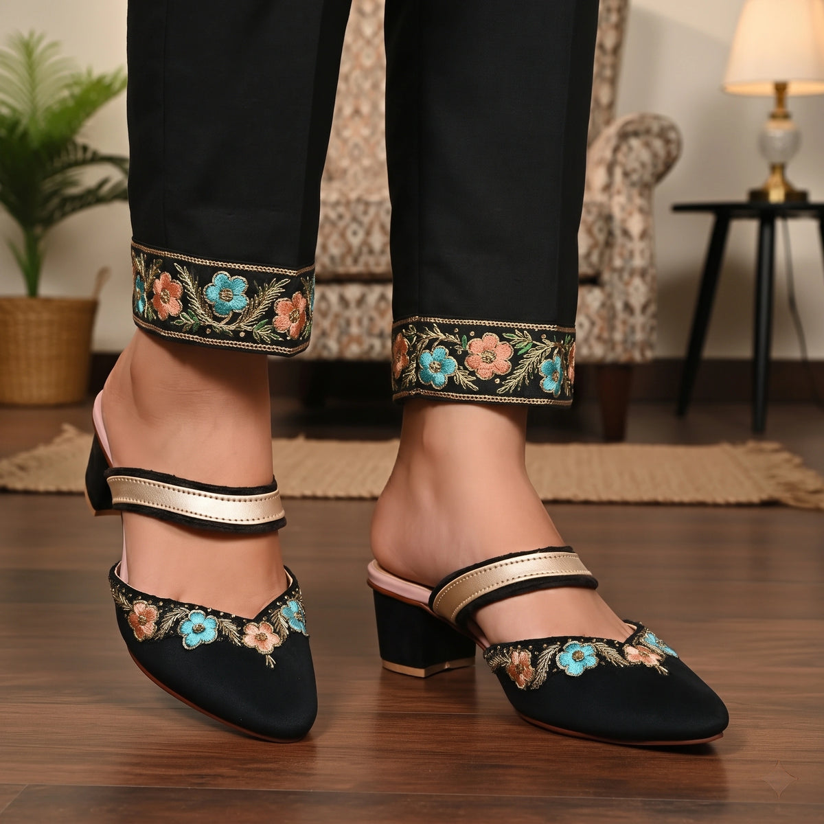 ML-K1-Black-(Heel)