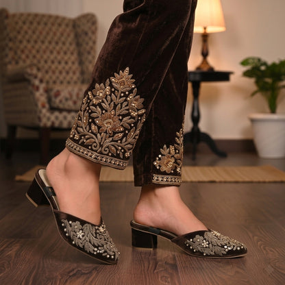 ML-S14-embroidered V Mule
