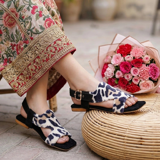 Women Kohati-I3-Tiger Print